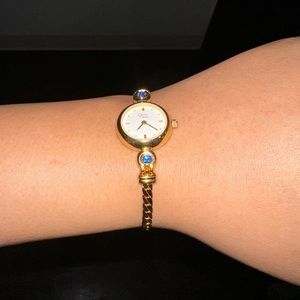 Vintage Caravelle by Bulova Ladies Dress Watch Quartz Wristwatch